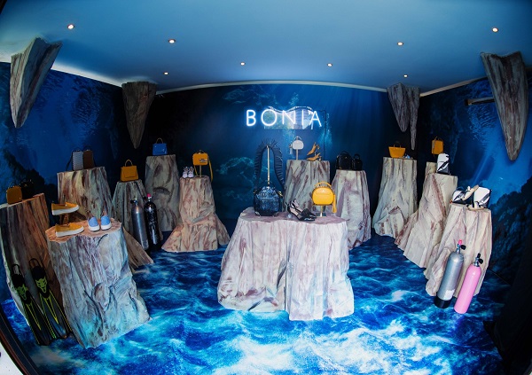 BONIA